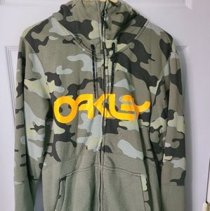 Oakley camouflage zip up sweatshirt